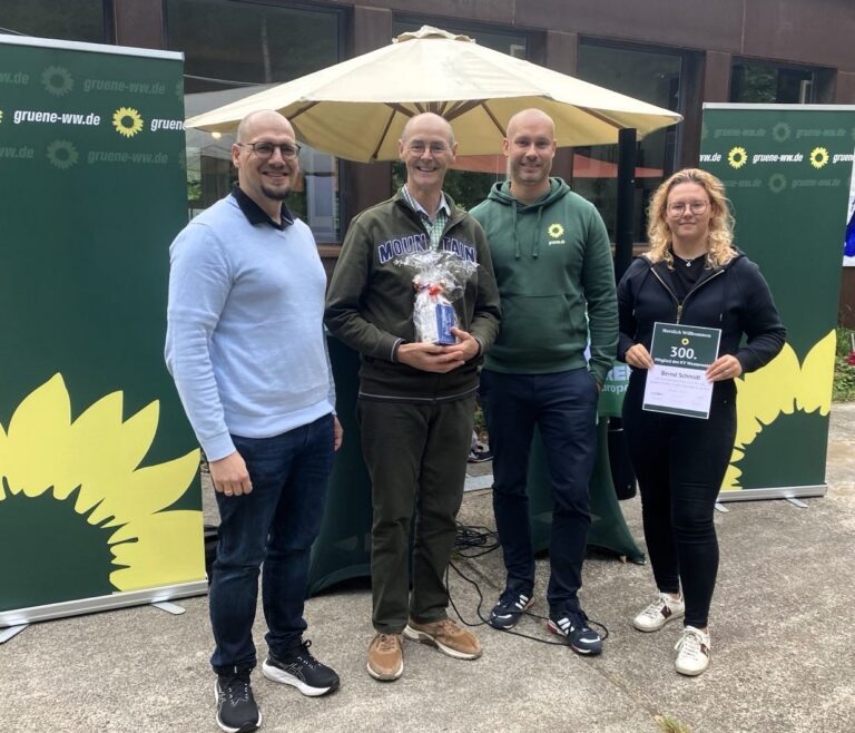 GRÜNE Westerwald feiern drittes Sommerfest im b-05 Montabaur – Politische Reden, prominente Gäste und 300. Mitglied begrüßt